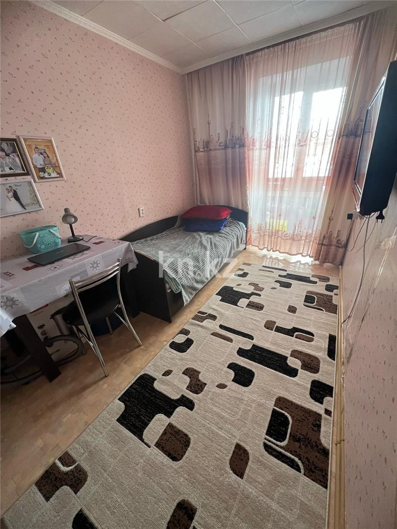 Продажа 4-комнатной квартиры, 77 м², пр. Республики - Продажа  четырехкомнатных квартир в Караганде фото 5 из 17