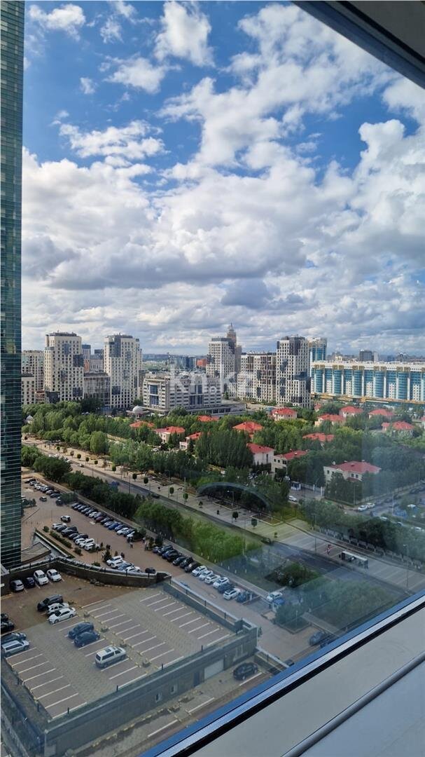 Продажа 2-комнатной квартиры, 70 м² в Астане - фото 11