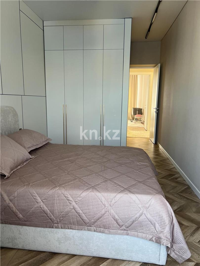 Продажа 3-комнатной квартиры, 75 м², ул. Муканова - Продажа квартир в Караганде фото 2 из 12