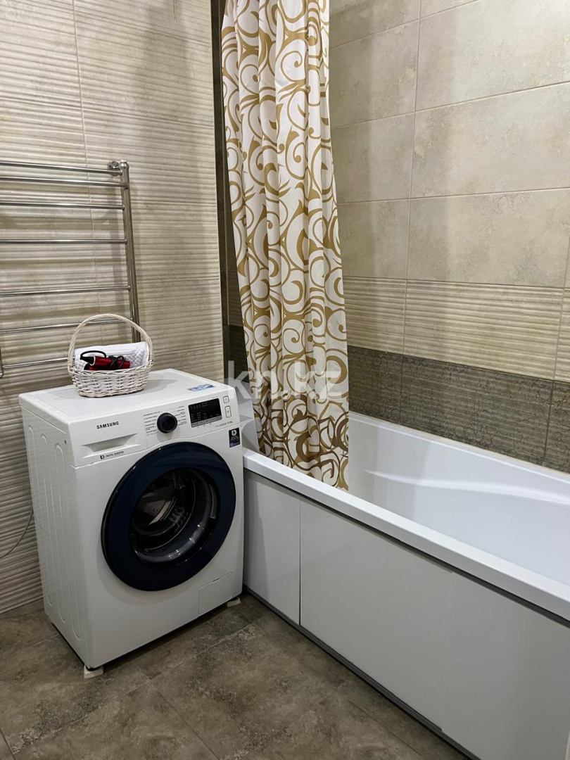 Аренда 3-комнатной квартиры посуточно, 3073 м², ул. Навои, дом  208/6 - ул. Торайгырова - Аренда  трехкомнатных квартир посуточно в Алматы фото 11 из 12