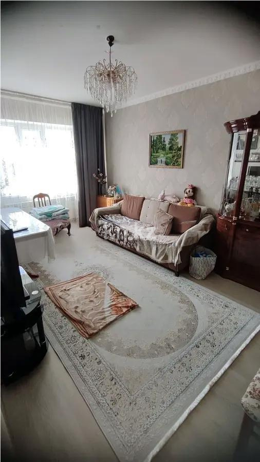 Продажа 3-комнатной квартиры, 72 м², мкр. Аксай-5, дом  16 в Алматы