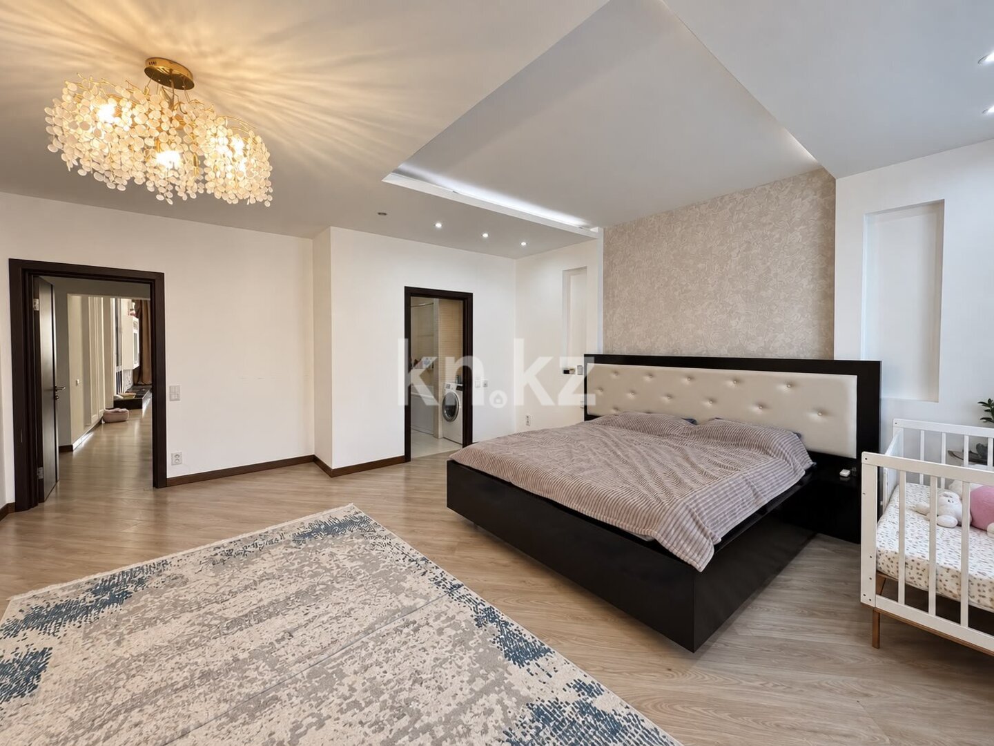 Продажа 4-комнатной квартиры, 150 м² в Алматы - фото 5