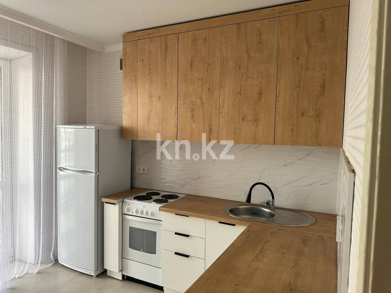 Аренда 1-комнатной квартиры, 38 м², пр. Кабанбай батыра, дом  59а - Аренда  однокомнатных квартир помесячно в Астане фото 1 из 8