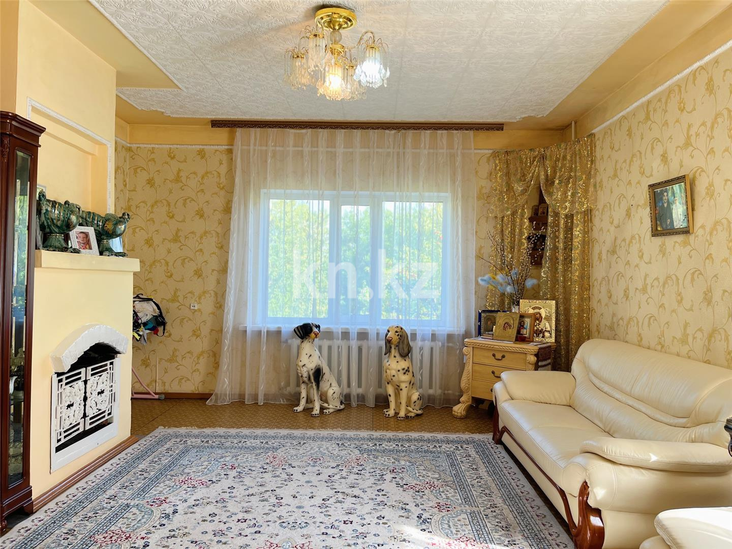 Продажа 5-комнатного дома, 225 м², ул. Крупской - Продажа квартир в Темиртау фото 1 из 19