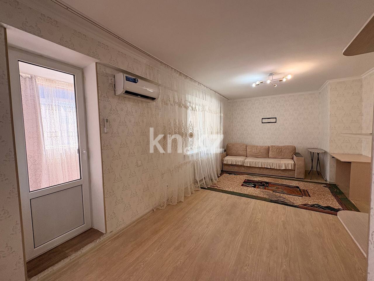 Аренда 1-комнатной квартиры, 42 м² в Астане