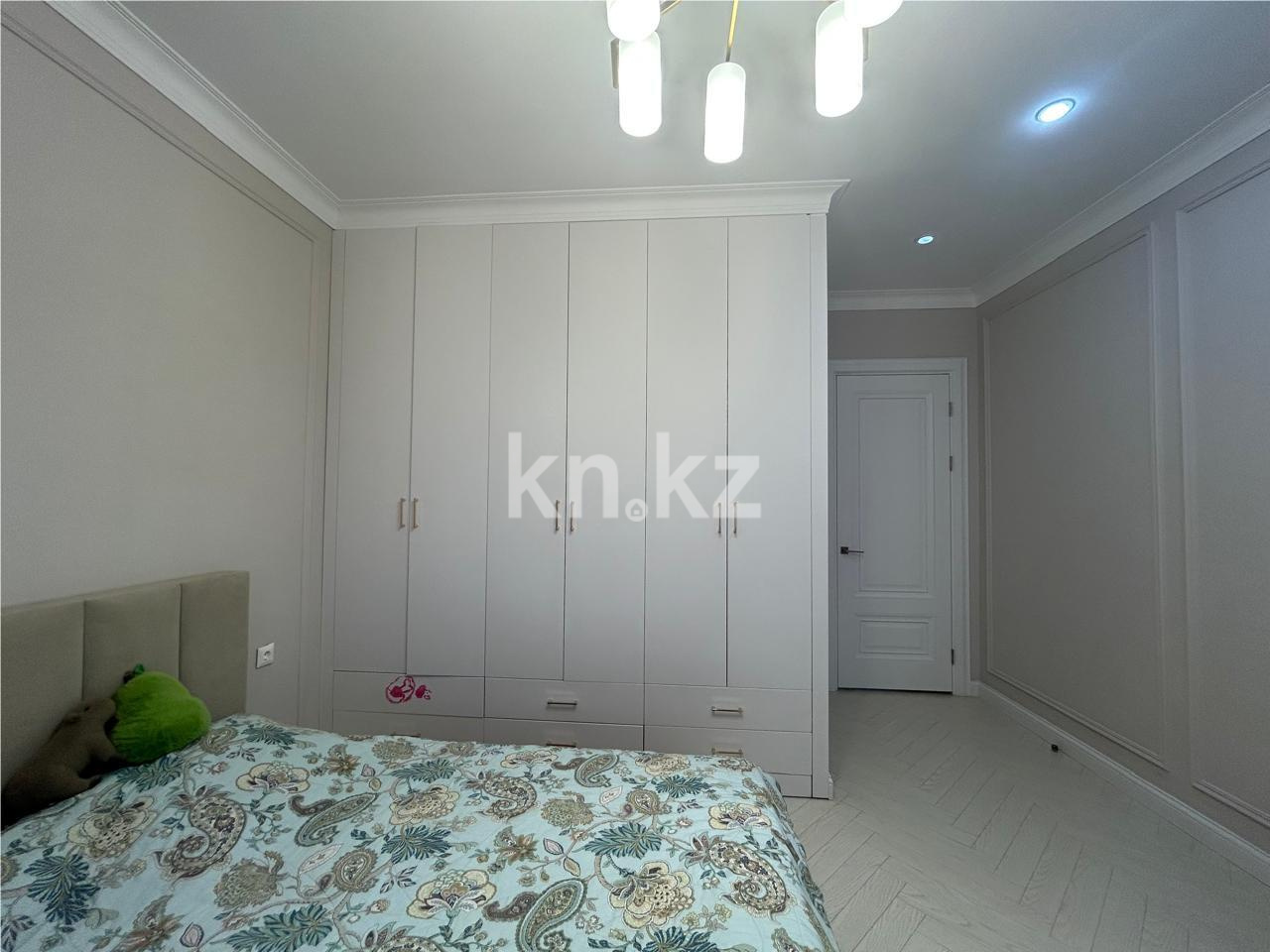 Продажа 4-комнатной квартиры, 125 м², пр. Мангилик Ел в Астане - фото 6