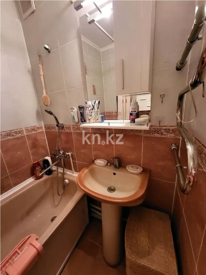 Продажа 2-комнатной квартиры, 51 м², мкр. Орбита-1, дом  21 в Караганде - фото 5