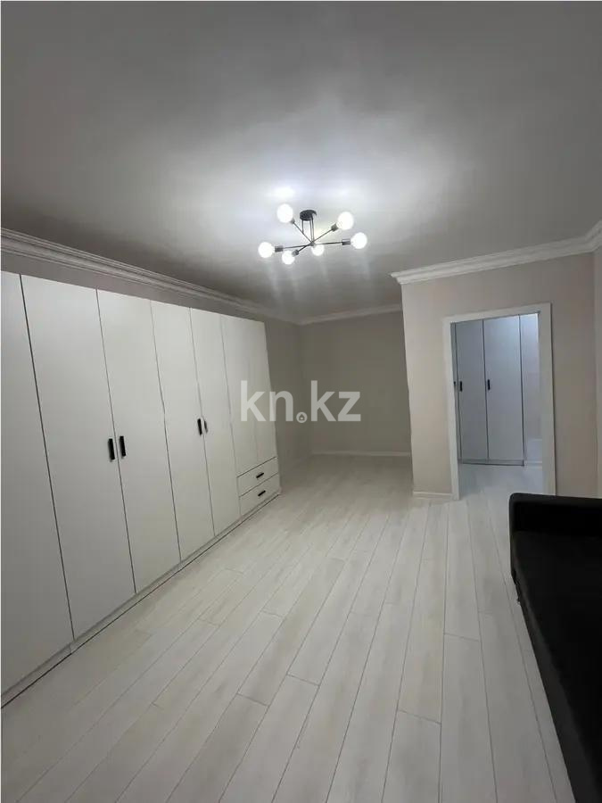Продажа 1-комнатной квартиры, 44 м², пр. Абылай хана, дом  5/1 - Продажа квартир в Астане без посредников с фото фото 1 из 4