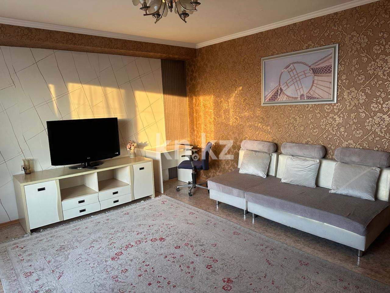 Аренда 2-комнатной квартиры посуточно, 60 м², мкр-н Коктем-2, дом  1 - Аренда  двухкомнатных квартир посуточно в Алматы фото 4 из 19