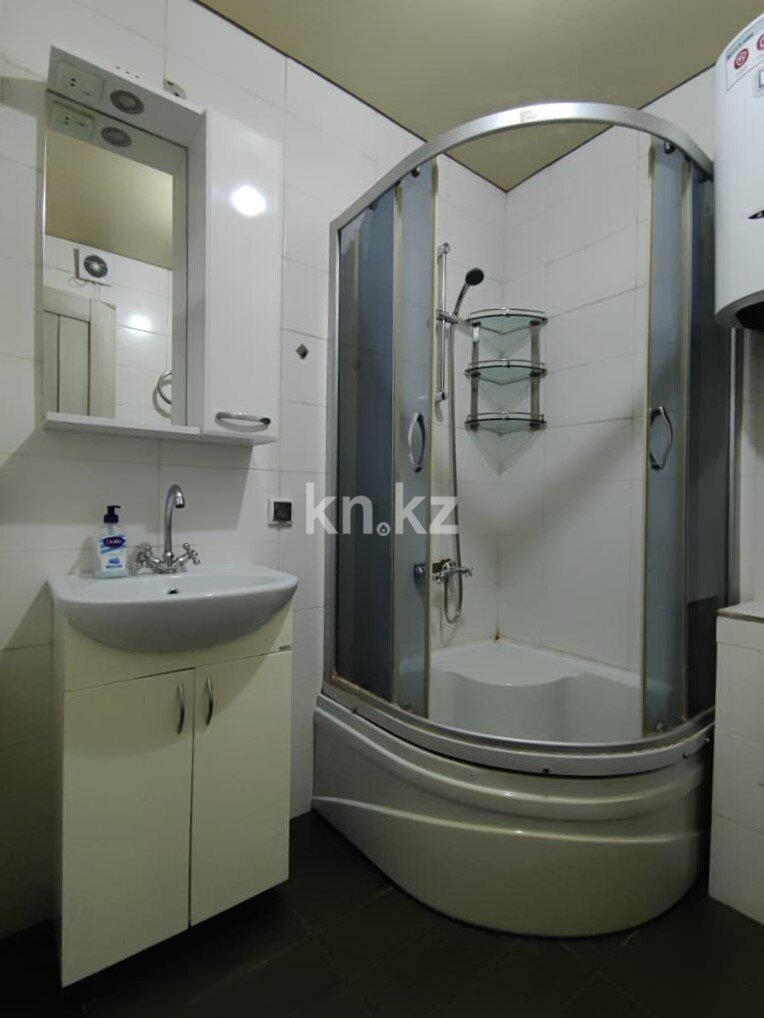 Продажа 1-комнатной квартиры, 33 м² в Караганде - фото 14