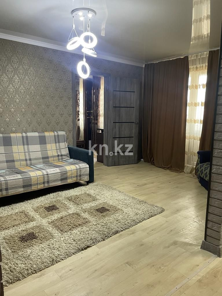 Продажа 2-комнатной квартиры, 45 м², Бухар Жырау, дом  54а - Продажа  двухкомнатных квартир в Караганде фото 1 из 9