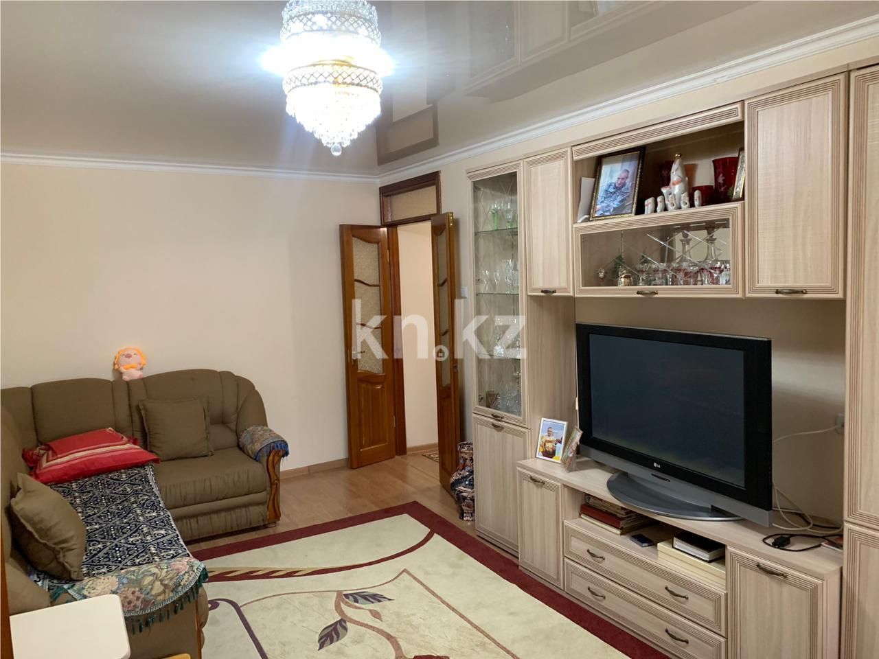 Продажа 3-комнатной квартиры, 55 м², пр. Н. Абдирова, дом  28/1 - Продажа квартир в Караганде фото 2 из 11