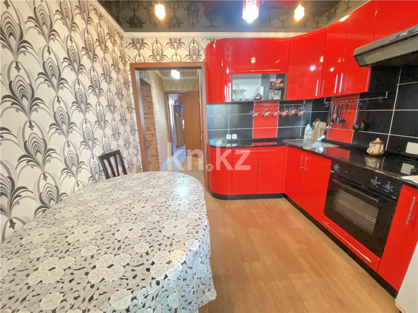 Продажа 4-комнатной квартиры, 79 м², ул. Металлистов - Продажа квартир в Караганде фото 6 из 13