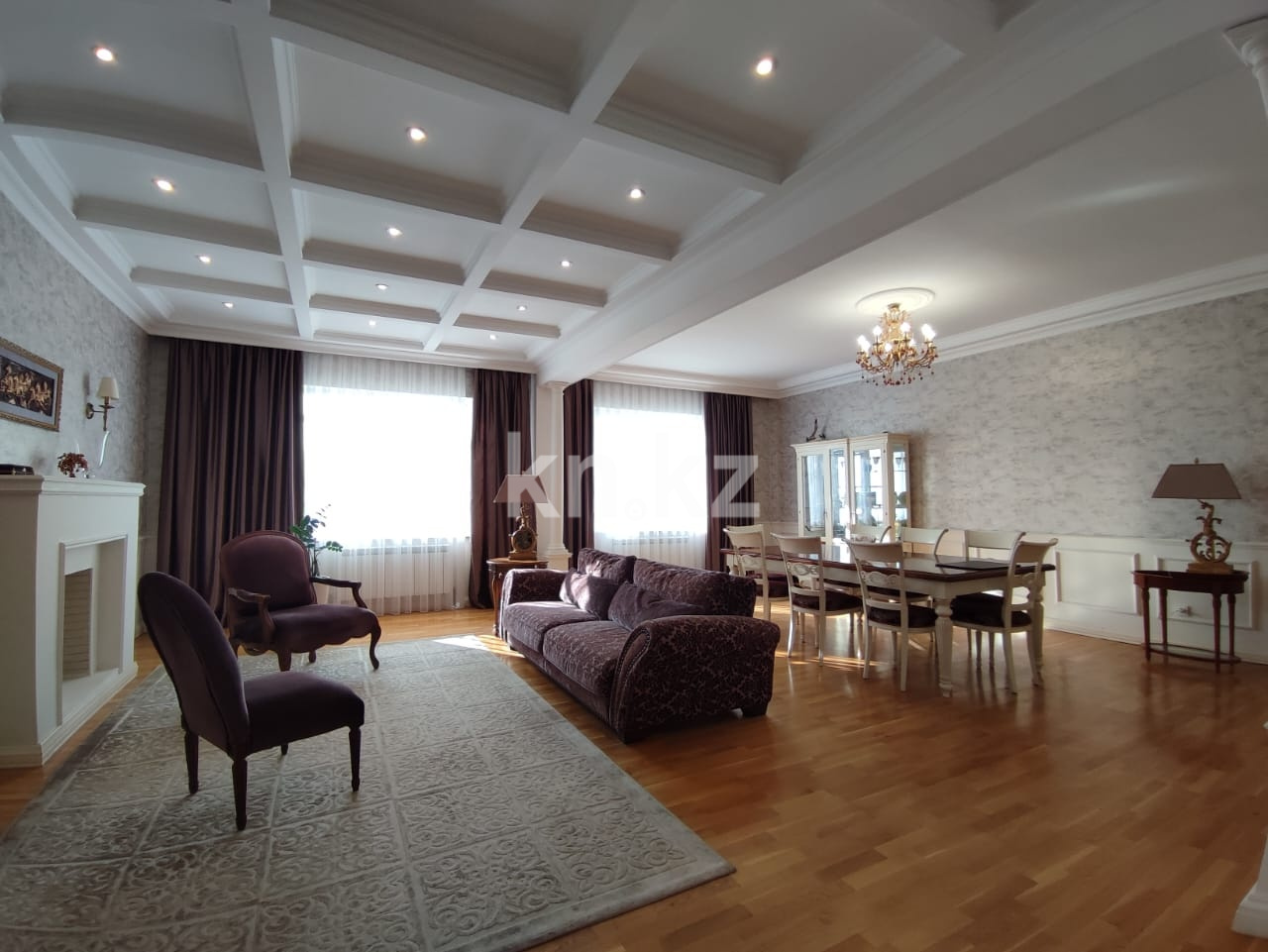 Продажа 4-комнатного дома, 200 м² - Продажа квартир в Семее фото 1 из 18