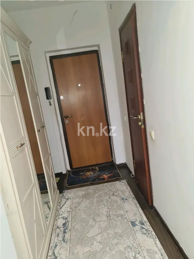 Продажа 1-комнатной квартиры, 41 м², ул. Валиханова, дом  1 в Астане - фото 4