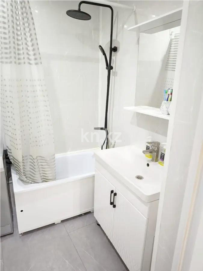 Продажа 3-комнатной квартиры, 74 м² в Алматы - фото 4