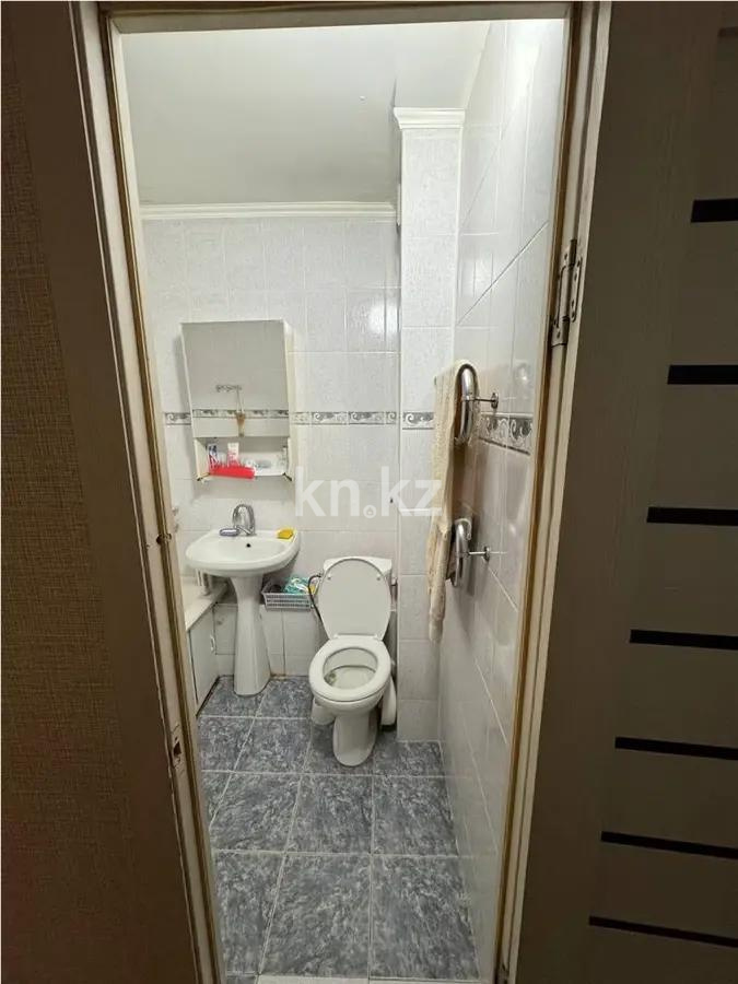 Продажа 2-комнатной квартиры, 44.2 м², мкр-н 11, дом  8 в Алматы - фото 4