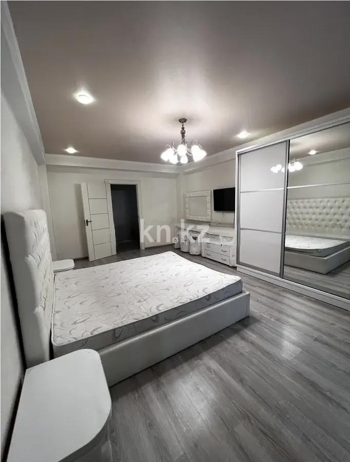 Продажа 2-комнатной квартиры, 65 м², ул. Толе би, дом  273/5 в Алматы - фото 3