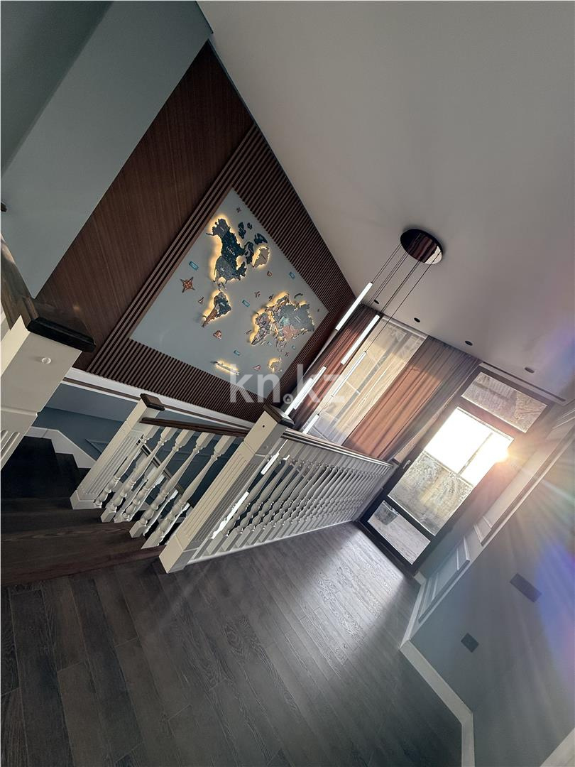 Продажа 4-комнатной квартиры, 197 м², ул. Дюсембекова, дом  83/1 - Продажа квартир в Караганде фото 20 из 26