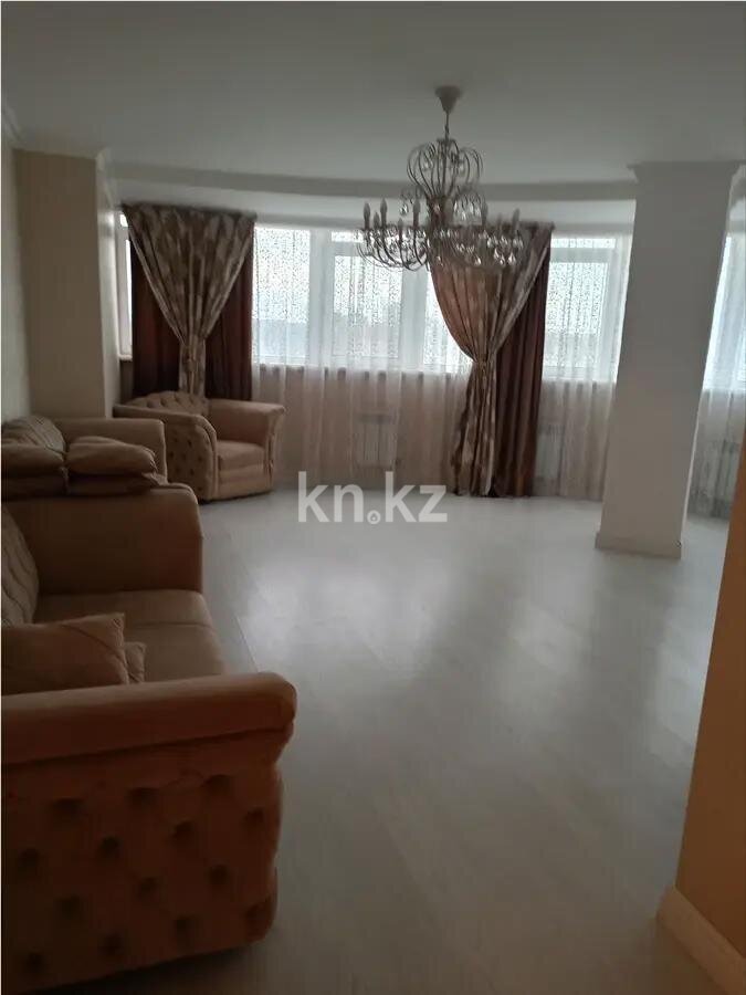 Продажа 3-комнатной квартиры, 140 м² в Караганде