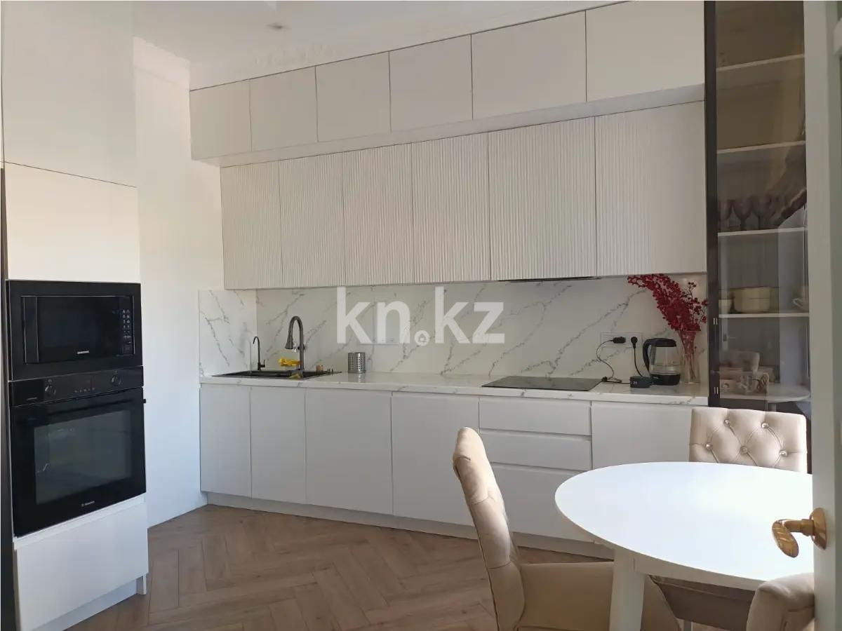 Продажа 3-комнатной квартиры, 80 м², ул. Омарова, дом  2 в Астане - фото 4