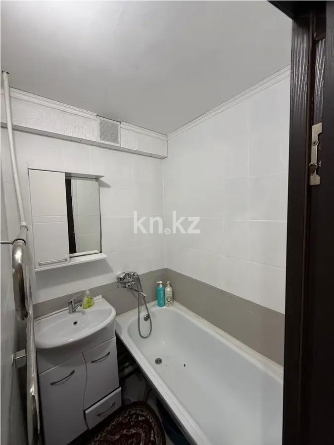 Продажа 3-комнатной квартиры, 62 м², мкр-н 16, дом  49 в Караганде - фото 5