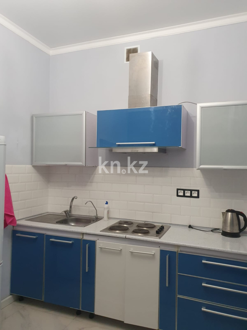 Аренда 1-комнатной квартиры, 38 м² в Астане