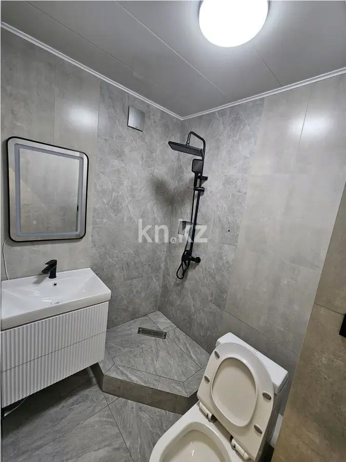 Продажа 2-комнатной квартиры, 43 м², 2 мкр., дом  1 в Алматы - фото 4