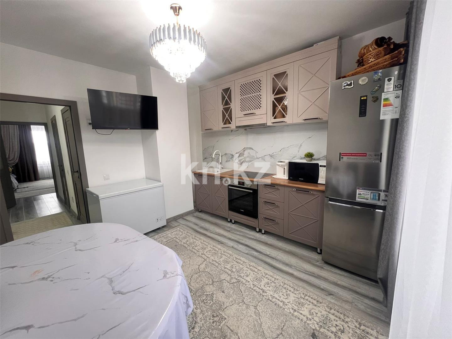 Продажа 3-комнатной квартиры, 89 м², пр. Шахтеров, дом  60 в Караганде - фото 10