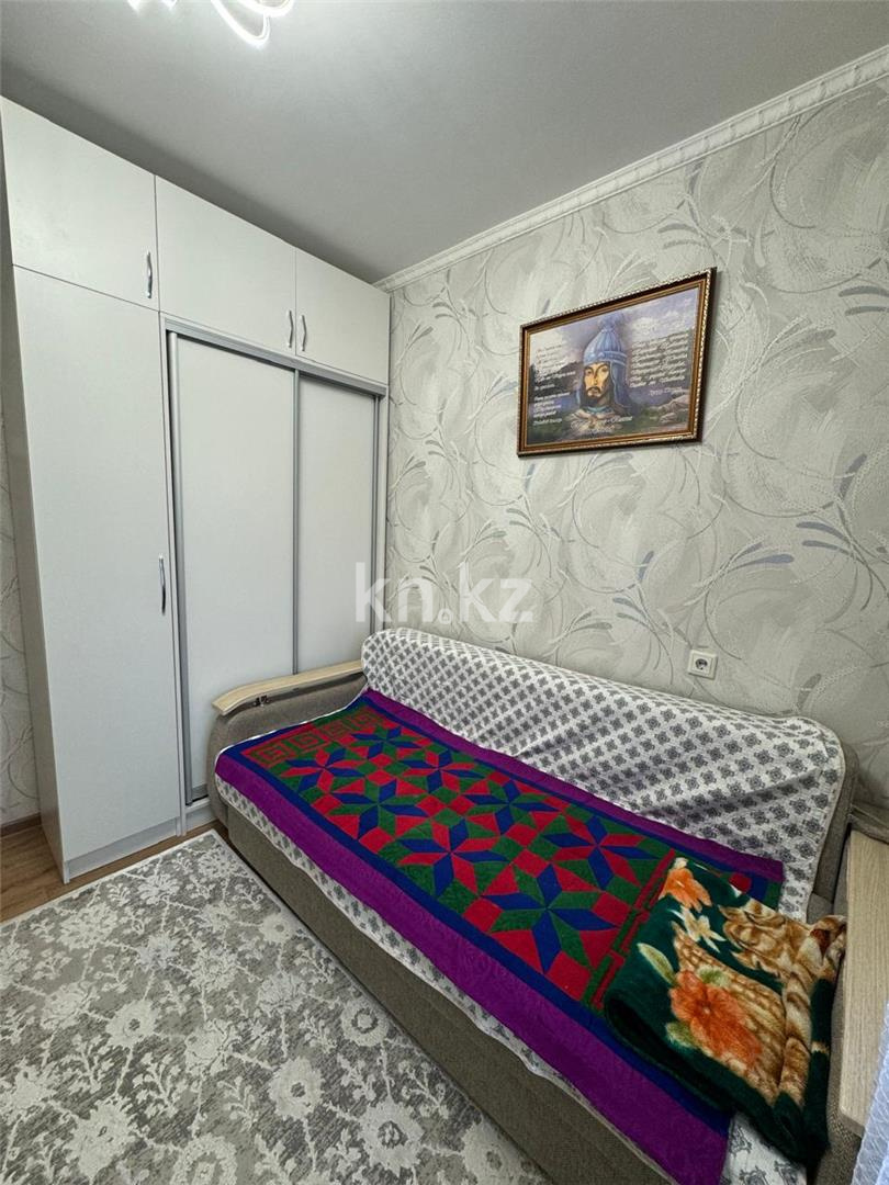 Продажа 3-комнатной квартиры, 63 м², мкр-н Голубые Пруды - Продажа квартир в Караганде фото 1 из 23