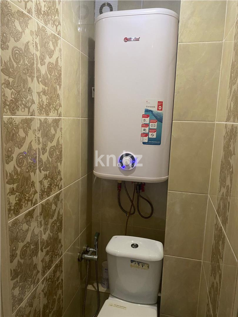 Продажа 3-комнатной квартиры, 64 м², пр. Шахтеров в Караганде - фото 5