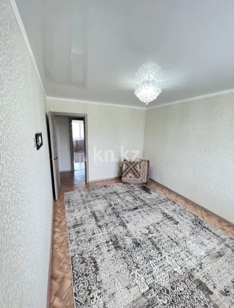Продажа 2-комнатной квартиры, 47 м², ул. Курмангазы - Продажа жилой и коммерческой недвижимости в Уральске фото 2 из 11