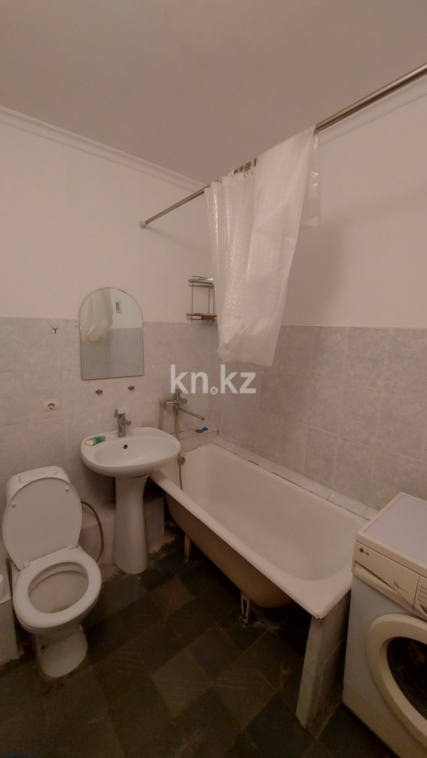 Продажа 1-комнатной квартиры, 18 м², ул. Толе би, дом  146 - ул. Чокина в Алматы - фото 2