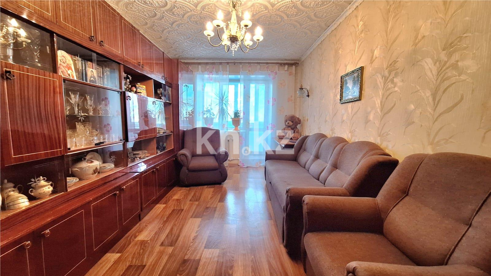 Продажа 3-комнатной квартиры, 63 м², ул. Открытая - Продажа  трехкомнатных квартир в Караганде фото 1 из 13