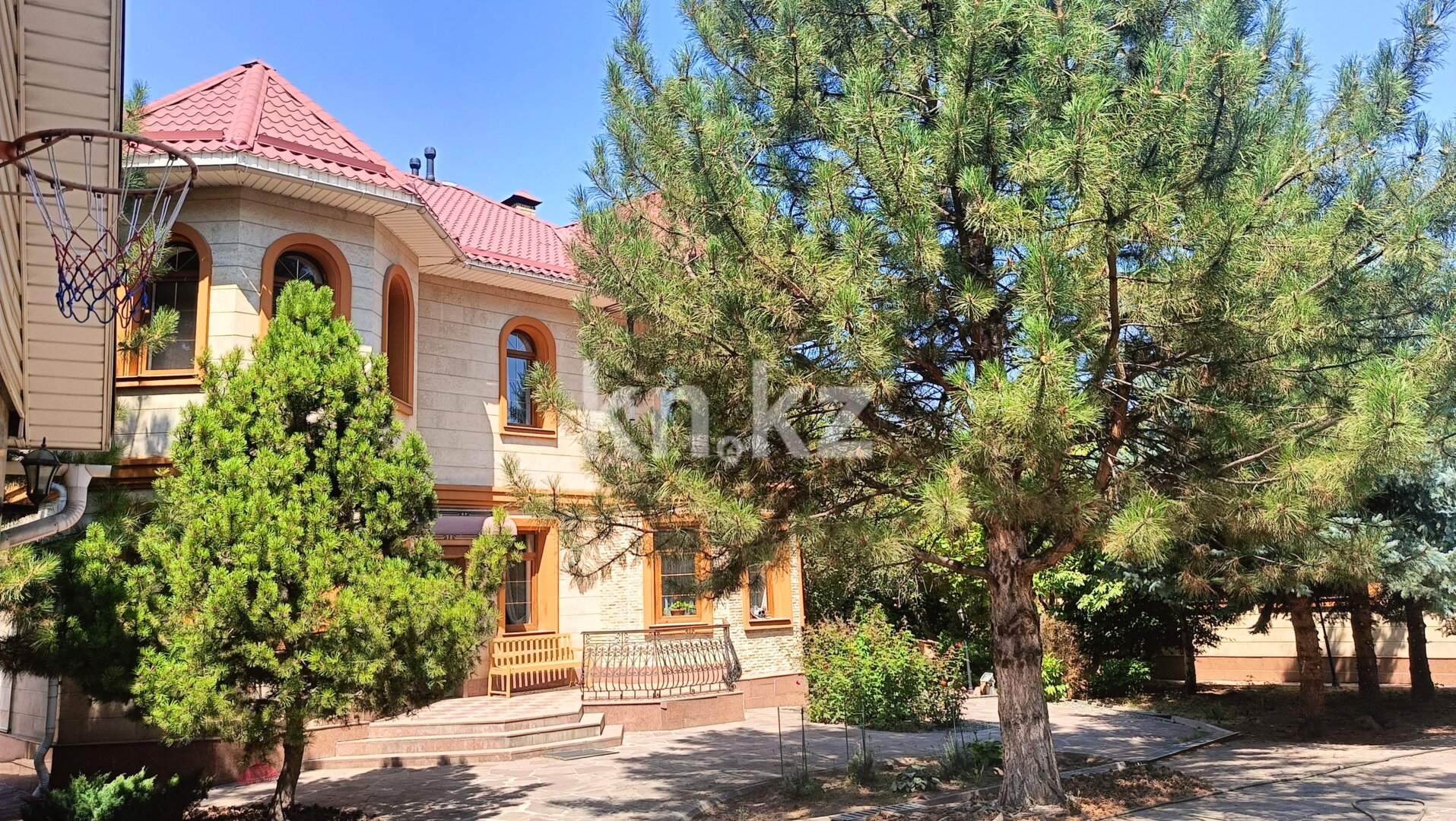 Продажа 10-комнатного дома, 454 м² в Алматы - фото 2