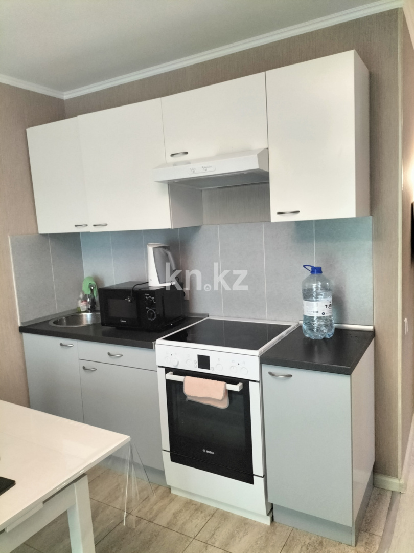 Аренда 2-комнатной квартиры, 42 м² - Аренда недвижимости в Казахстане - страница 2 фото 5 из 9