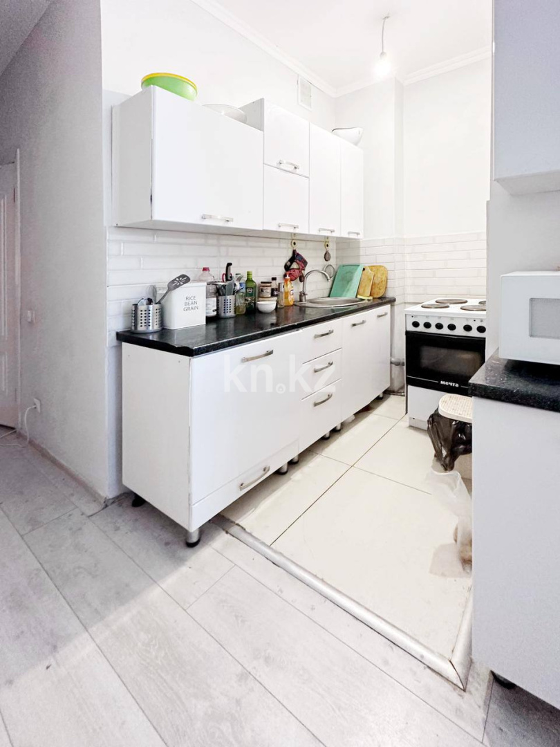 Аренда 3-комнатной квартиры, 51 м² в Астане