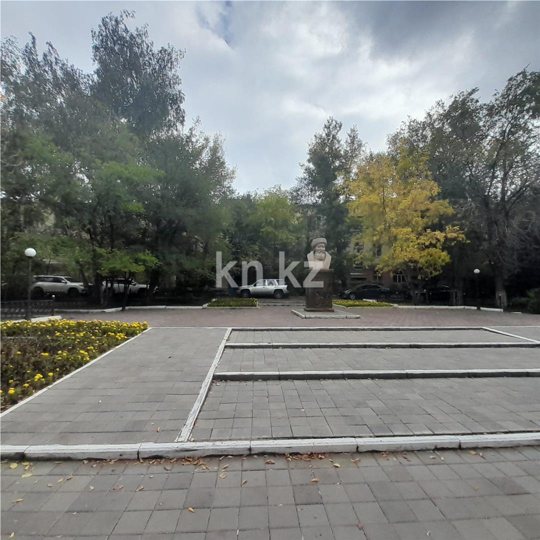 Продажа 3-комнатной квартиры, 80 м², ул. Жамбыла, дом  3 - Продажа квартир в Караганде фото 17 из 17