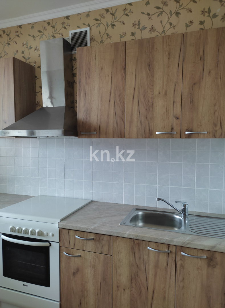 Аренда 1-комнатной квартиры, 45 м², пр. Абылай хана, дом  6/1 - Аренда квартиры помесячно в Астане фото 2 из 9