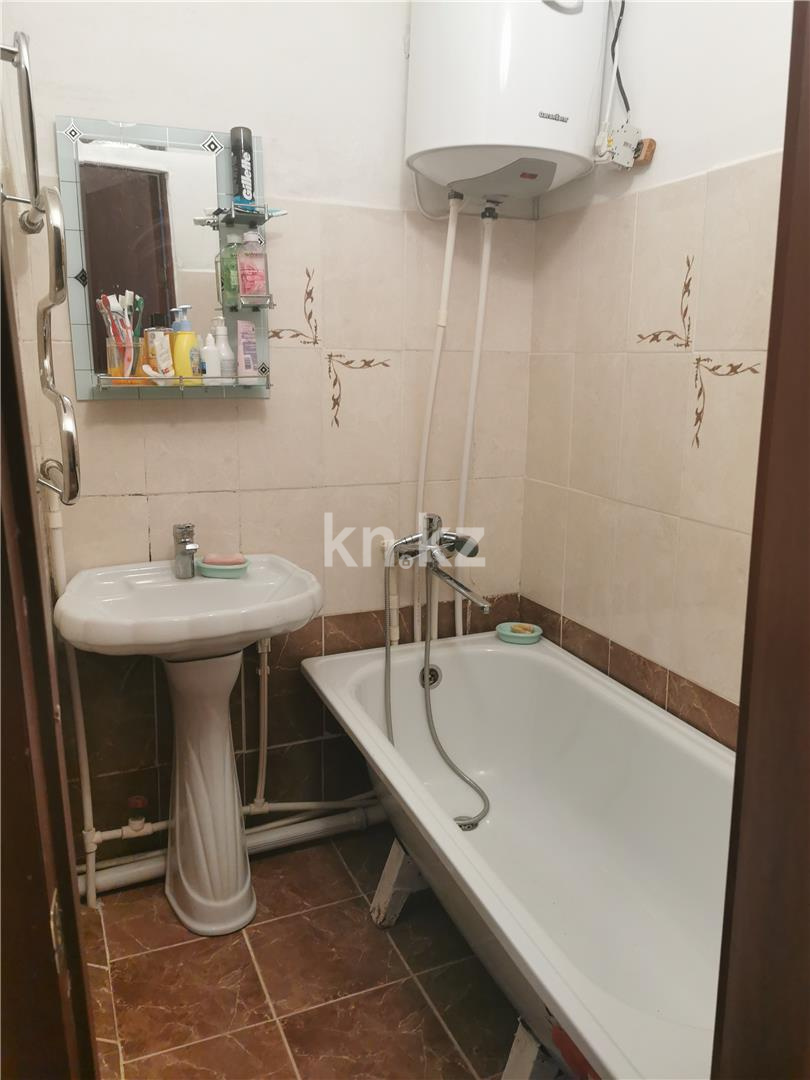 Продажа 2-комнатной квартиры, 45 м², ул. Пичугина - Продажа  двухкомнатных квартир в Караганде фото 3 из 8