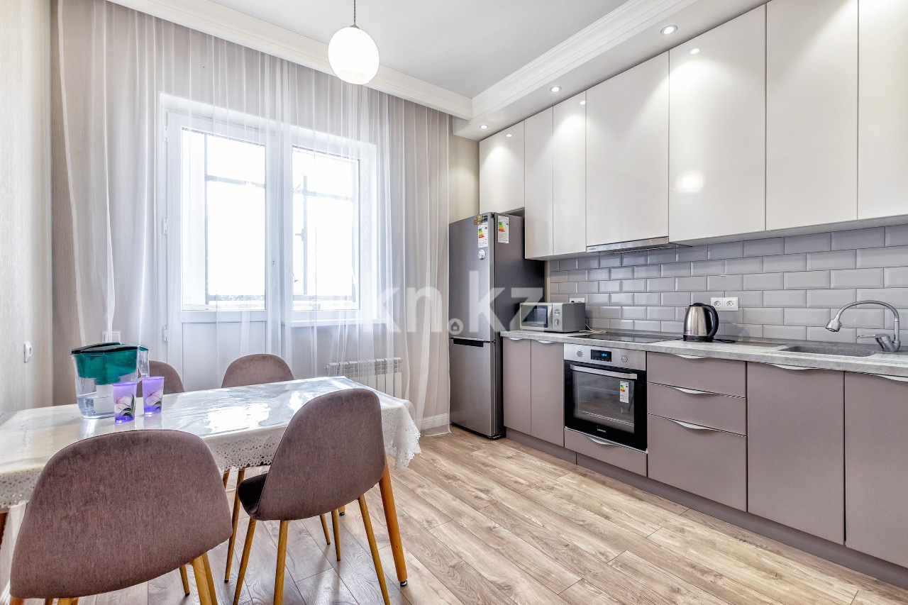 Аренда 1-комнатной квартиры посуточно, 50 м², пр. Кабанбай батыра, дом  29 - ул. Сыганак в Астане - фото 5