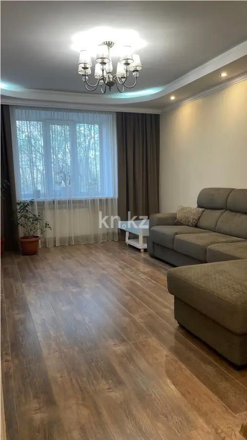Продажа 4-комнатной квартиры, 90 м², ул. Аманжолова, дом  3 - Продажа квартир в Караганде без посредников с фото фото 1 из 9