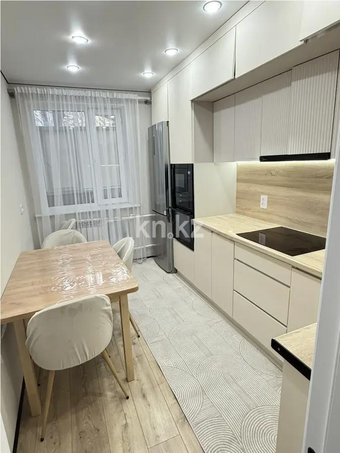 Продажа 3-комнатной квартиры, 63 м² - Продажа  трехкомнатных квартир в Караганде на Юго-Востоке фото 4 из 6