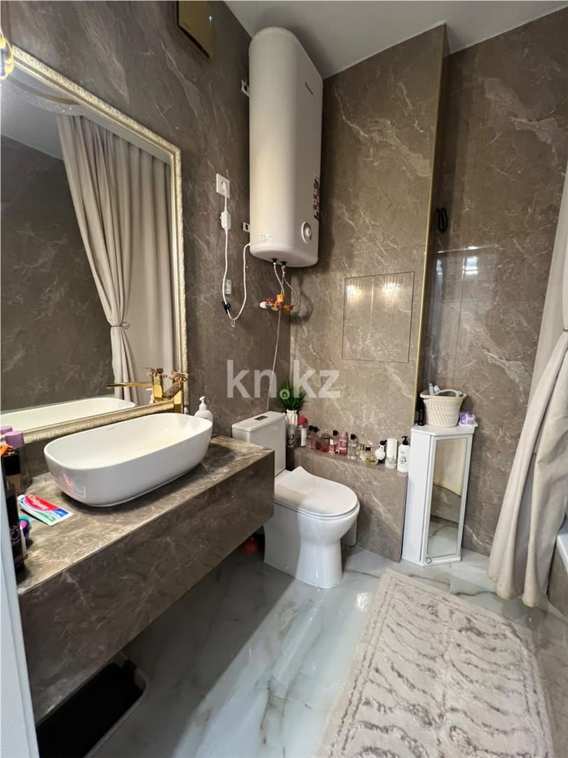 Продажа 2-комнатной квартиры, 61 м² в Караганде - фото 8