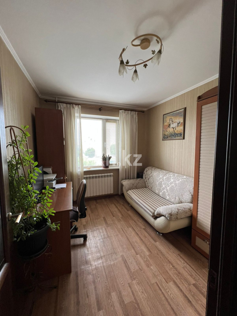 Продажа 4-комнатной квартиры, 81 м², мкр-н Орбита-1, дом  3а в Караганде - фото 6