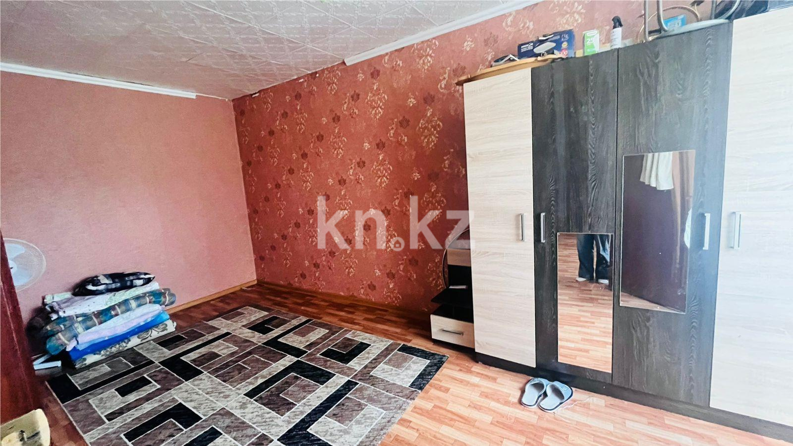 Продажа 2-комнатной квартиры, 45 м², мкр-н 12 в Караганде - фото 2