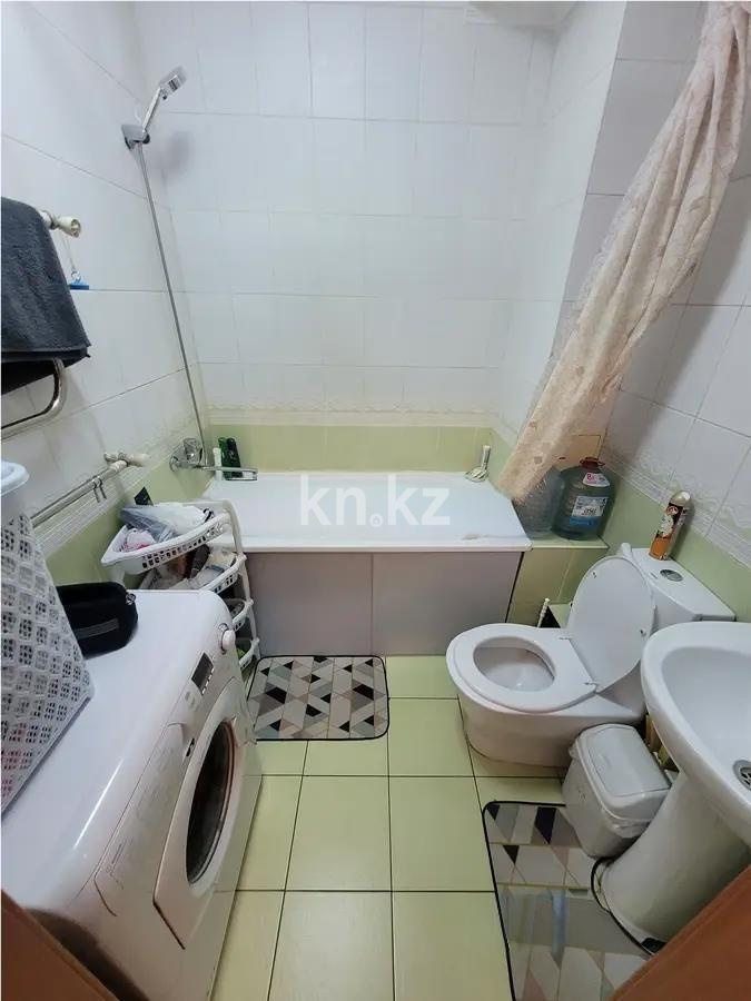 Продажа 1-комнатной квартиры, 43 м², мкр-н Мамыр-4, дом  302 в Алматы - фото 3