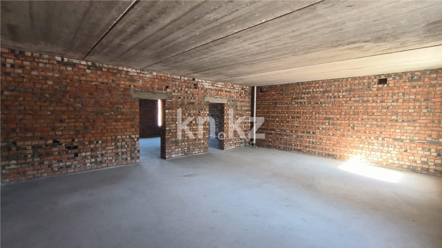 Продажа 3-комнатной квартиры, 96 м² в Караганде - фото 2