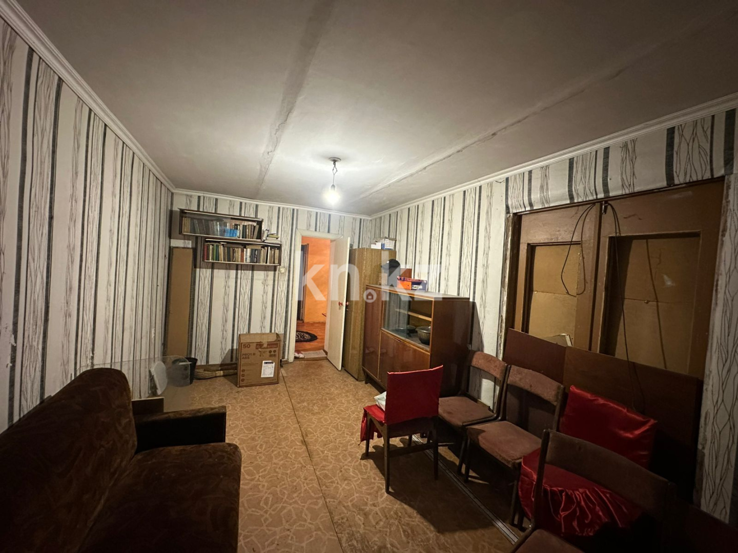 Продажа 3-комнатной квартиры, 58 м², ул. Аманжолова - Продажа квартир в Караганде фото 7 из 10