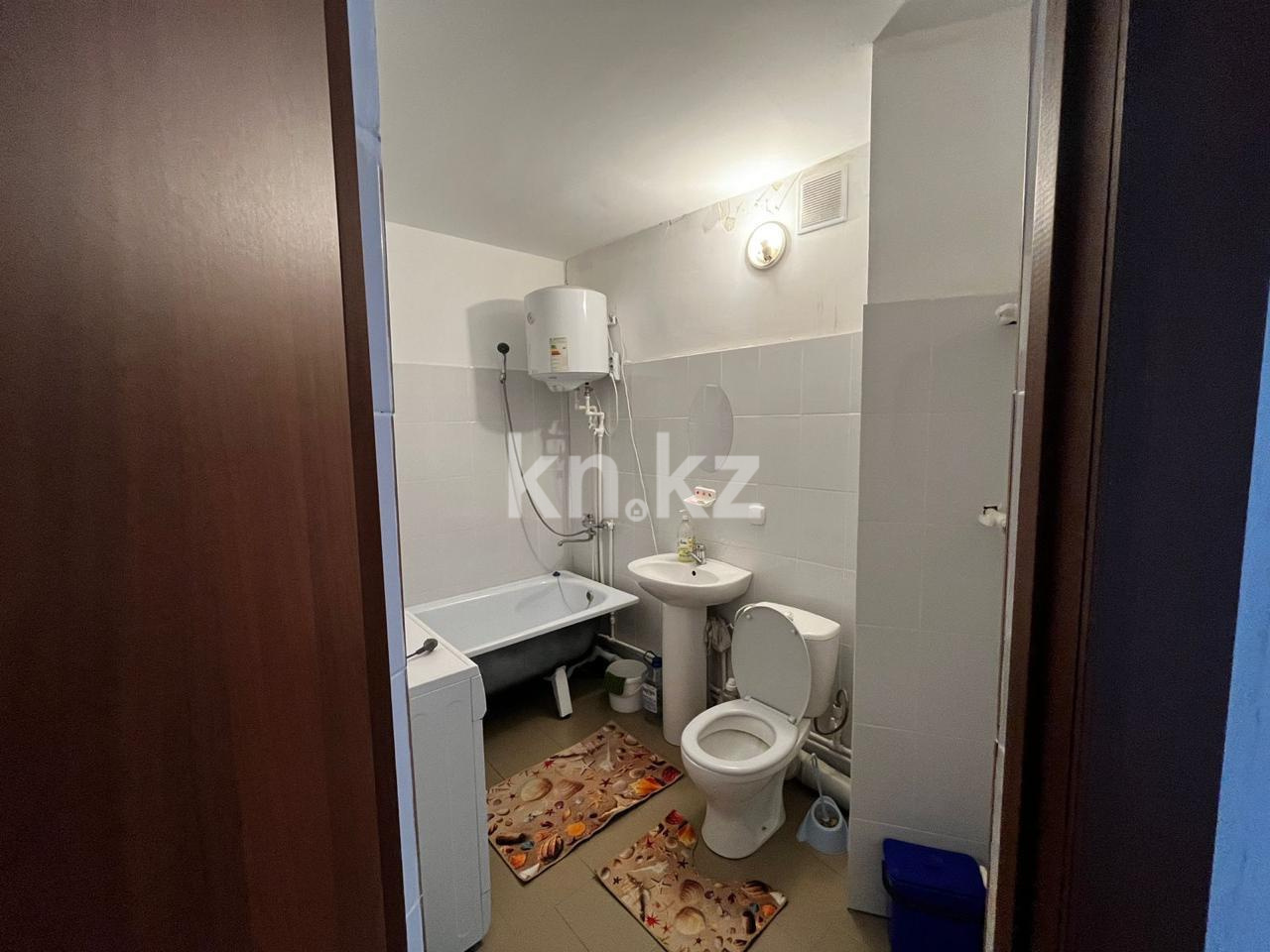 Продажа 2-комнатной квартиры, 66 м² - Продажа двухкомнатных квартир в Караганде - страница 2 фото 7 из 8